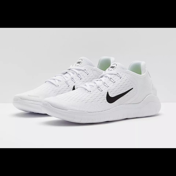 Nike Free RN 2018 Running Shoes White Black 942836 - Picture 2 of 7